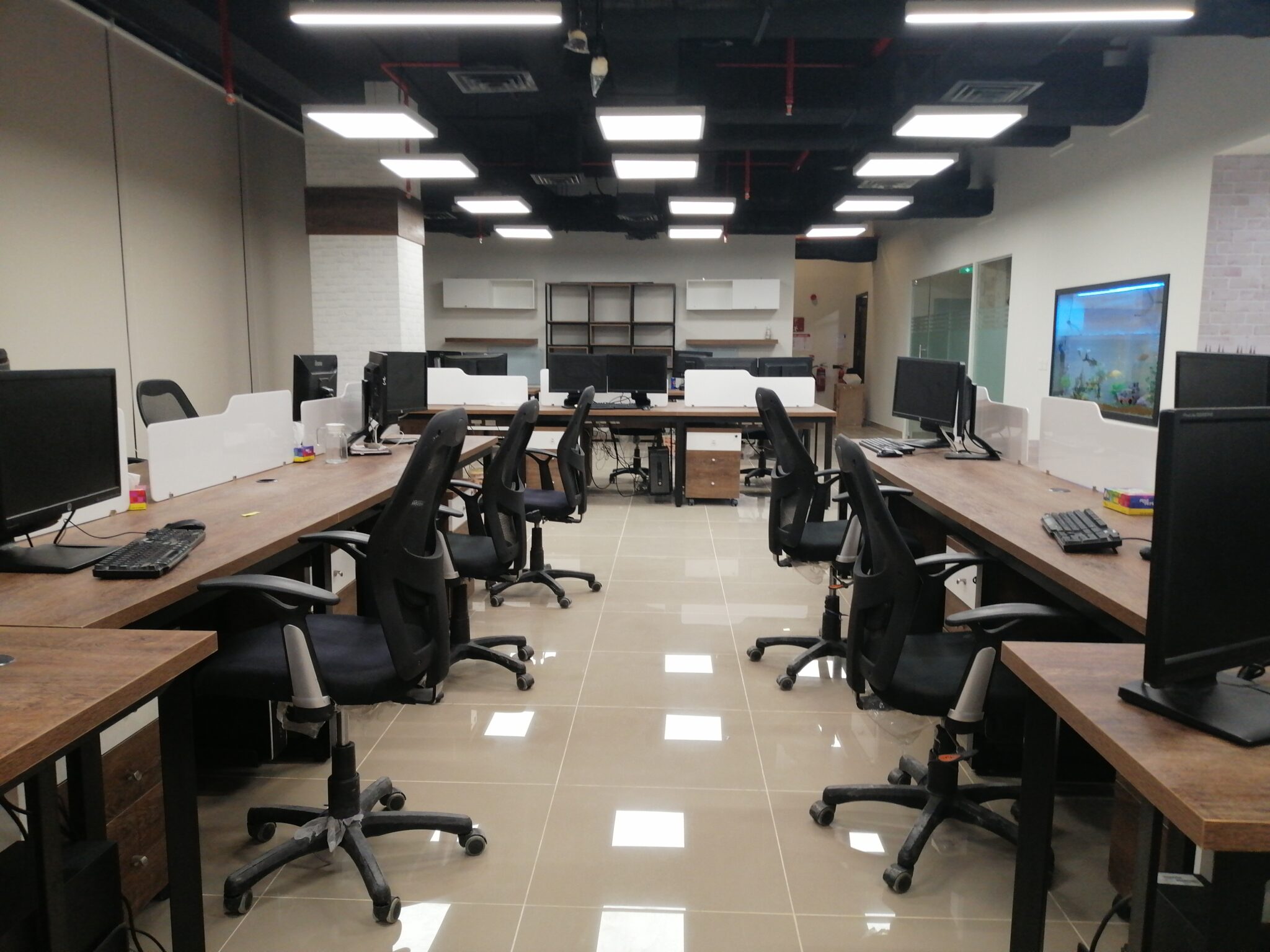 Office Furniture Workspace Office Furniture in Lahore