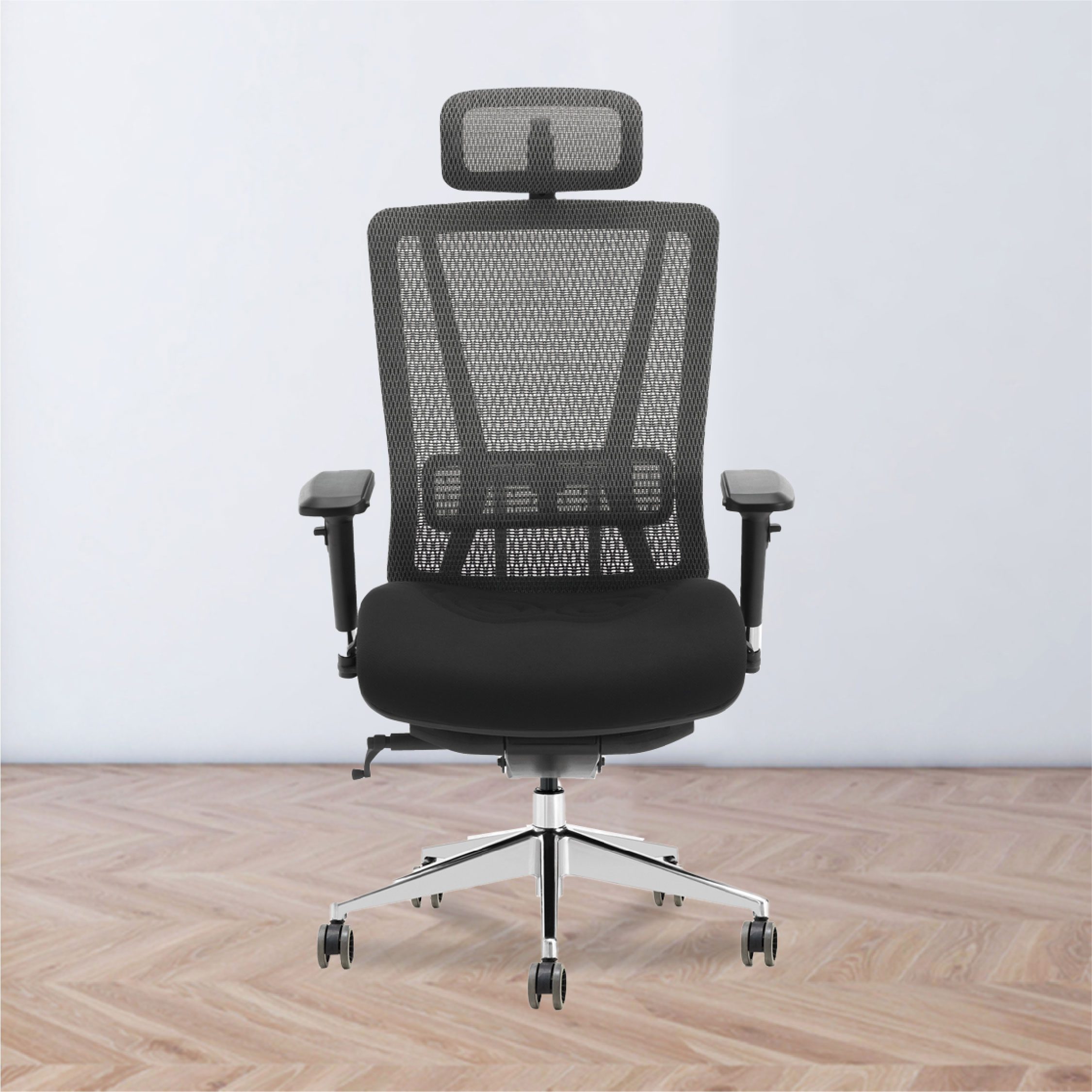Laxor Executive Chair (B)