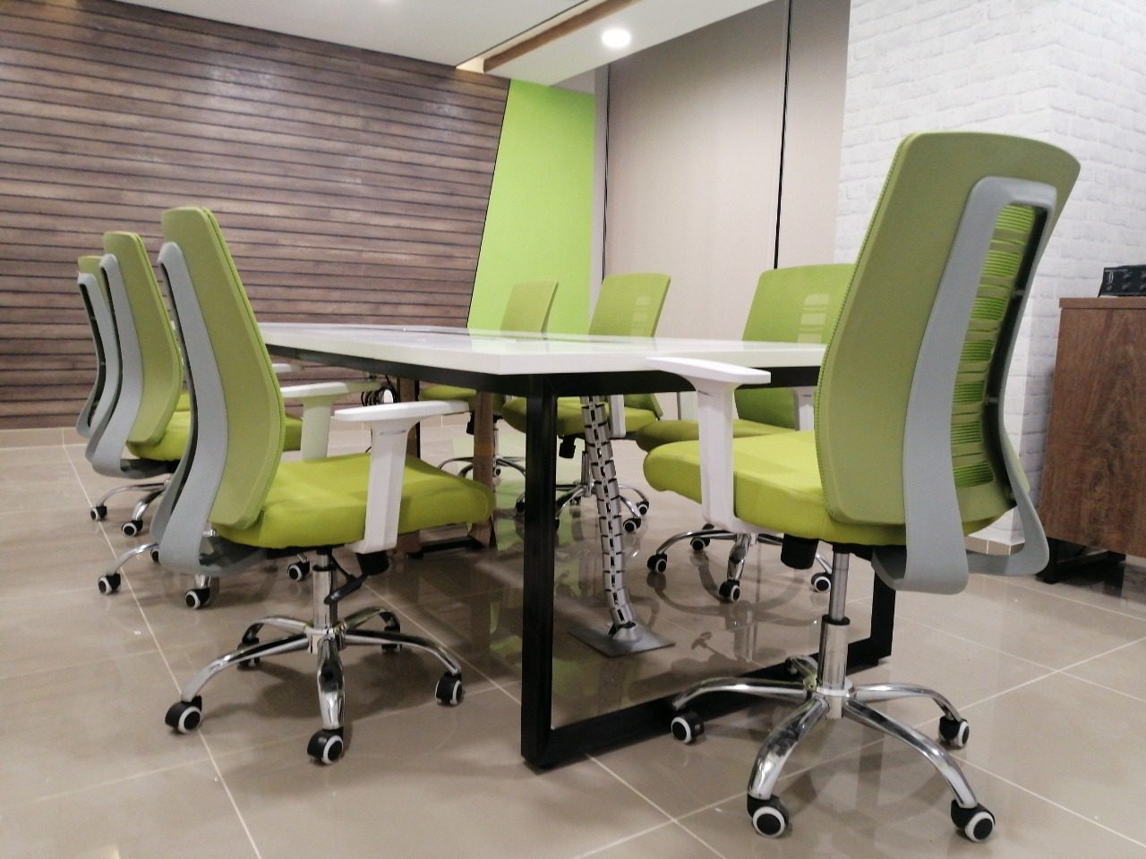 Budget is of the utmost importance for office furniture