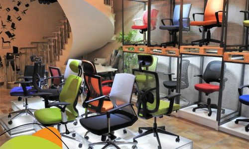 Different sizes of chairs | best office chairs in Lahore