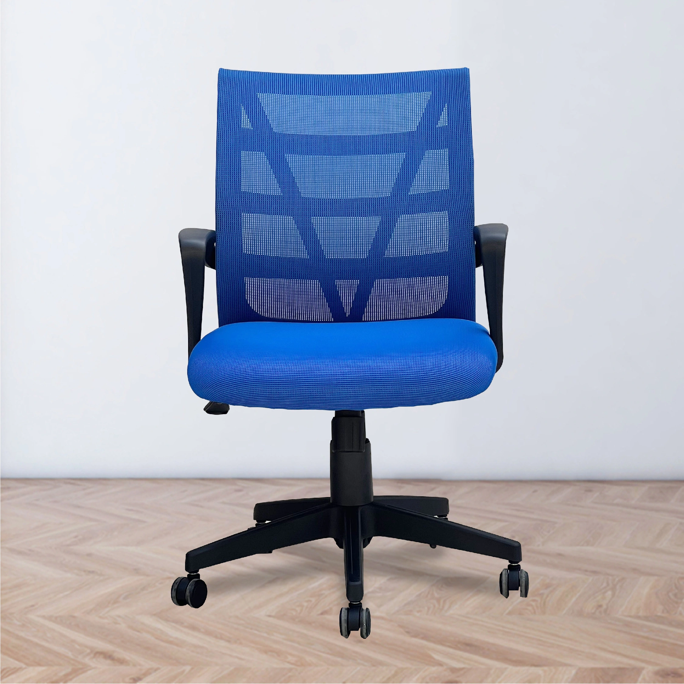 V-Ray Staff Chair(B)