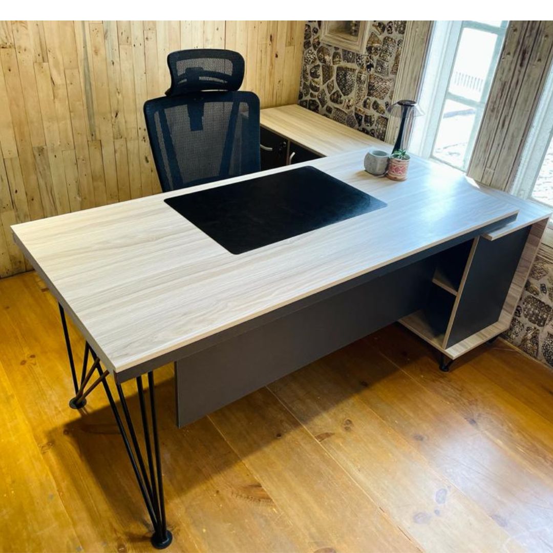 Ashy Executive Table ET014