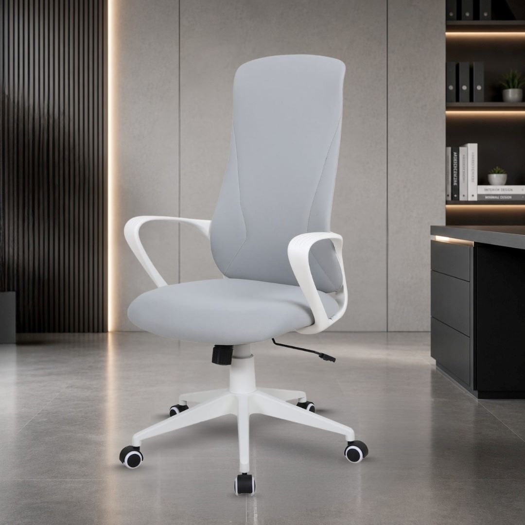 Vero Manager Chair MC046